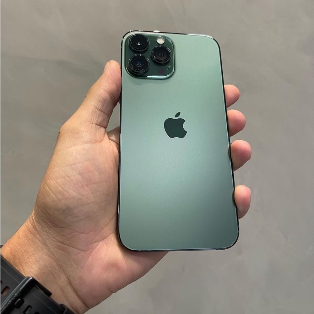 don’t have any problems everything is going good with the iPhone 13 Pro Max